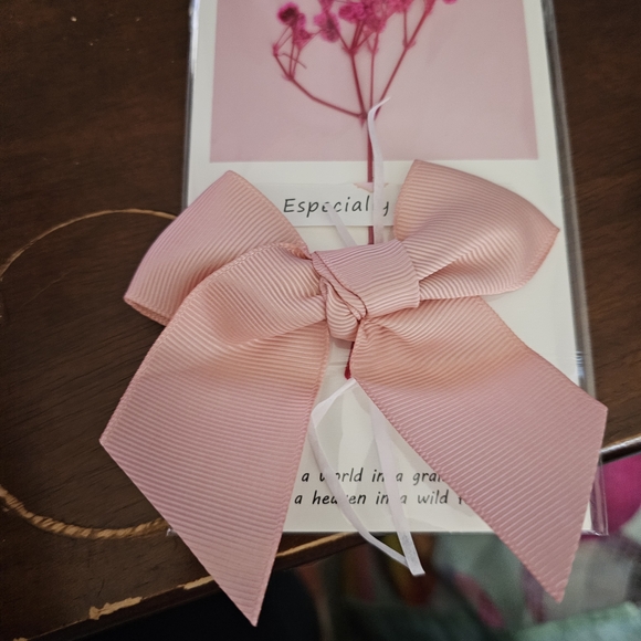 Pink Gift Box with Short Tumbler and Bath Bomb - Picture 8 of 11